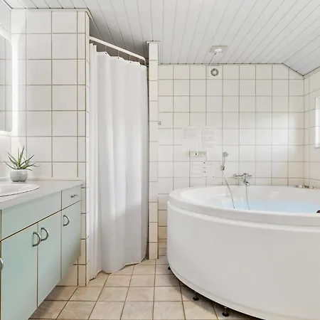 Cozy Home In Hvide Sande With Sauna Σπίτι διακοπών Havrvig