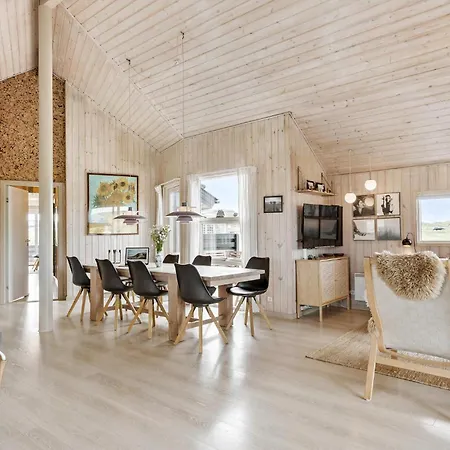 Cozy Home In Hvide Sande With Sauna *